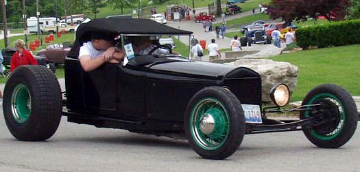 25 Ford Model T Bucket Roadster